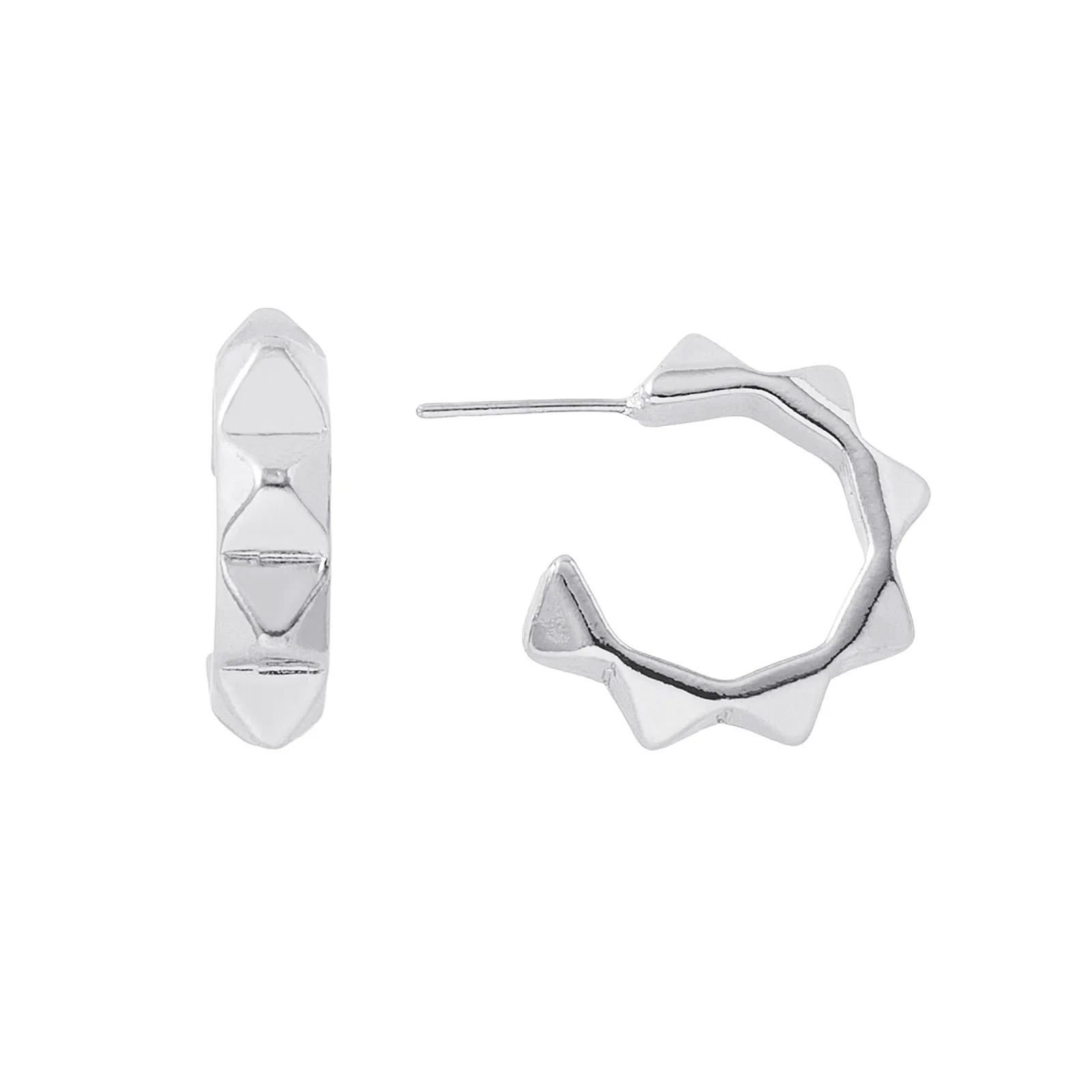 Silverfärgade örhängen, hoops med nitar 0,5x1,5 cm